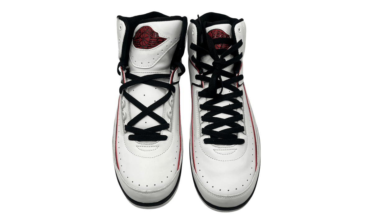 Premium White Red Retro Fashion Essential