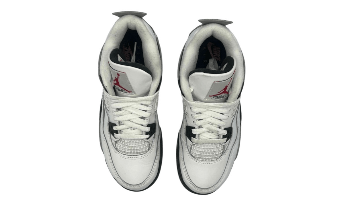 Premium White Retro Fashion Essential