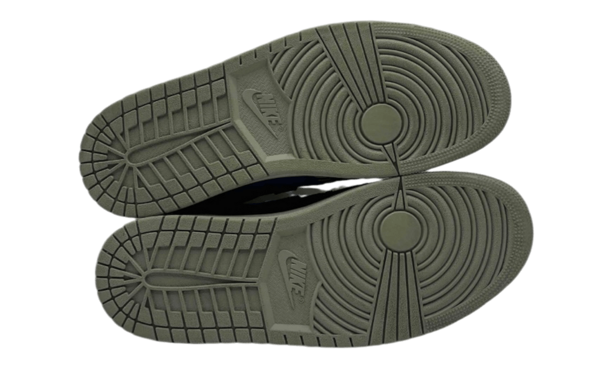 Premium Retro Low-Top Fashion Essential