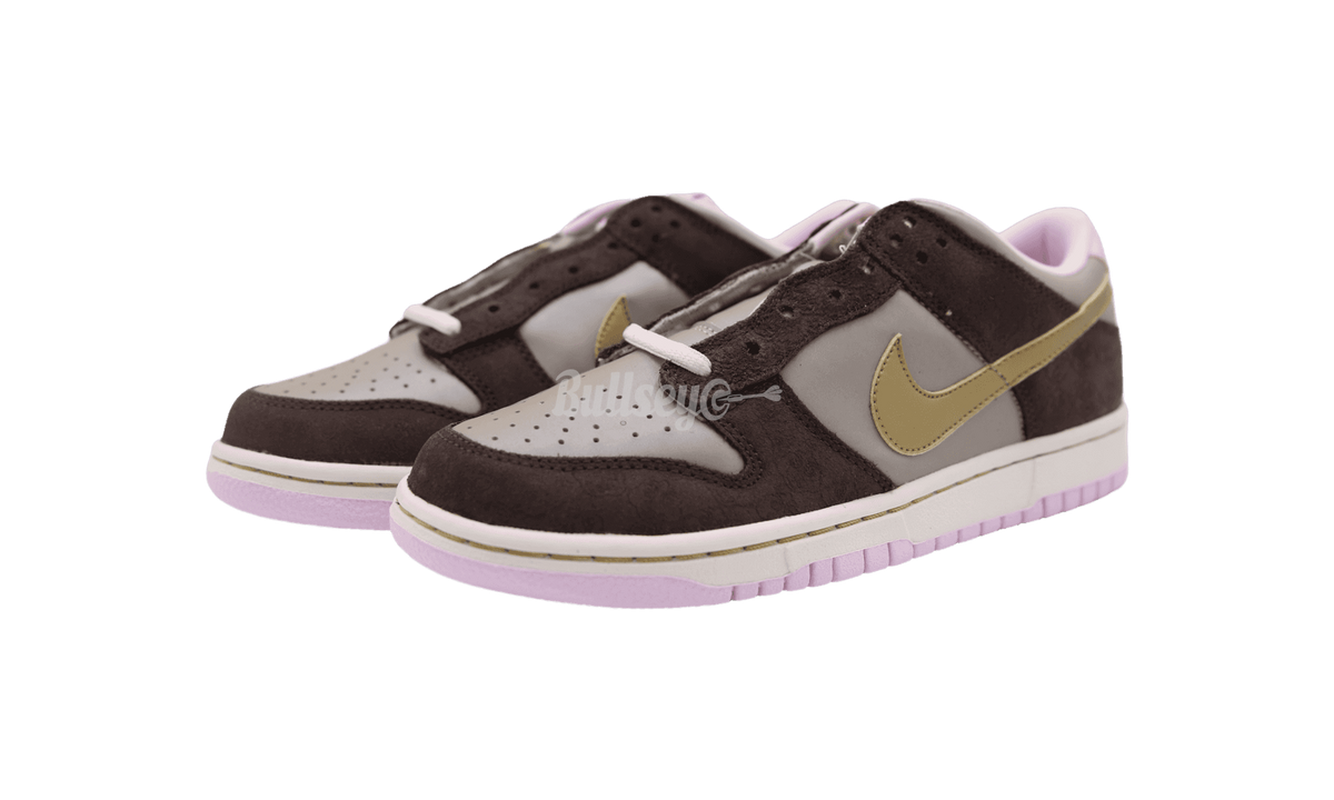 Premium Gold Low-Top Fashion Essential
