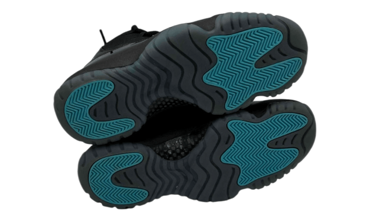 Premium Blue Retro Fashion Essential