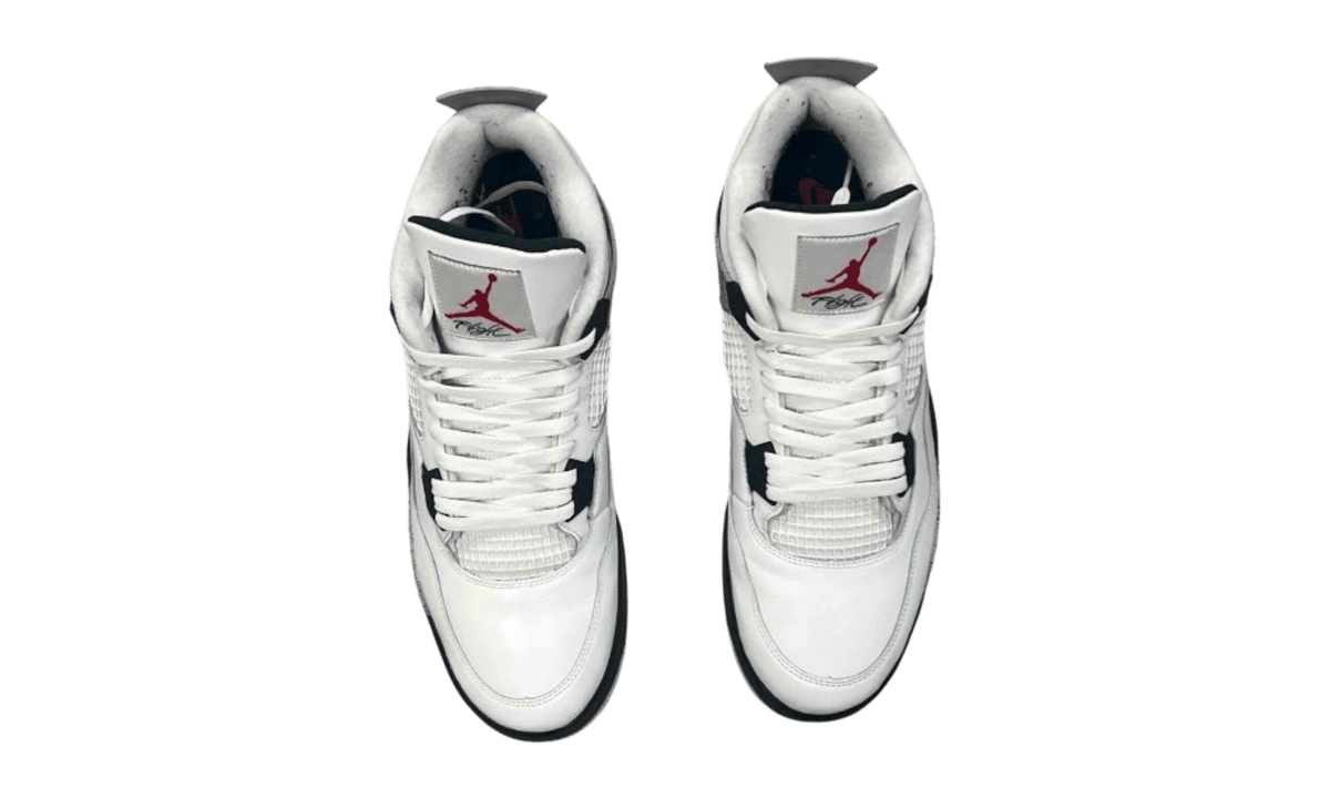 Premium White Retro Fashion Essential