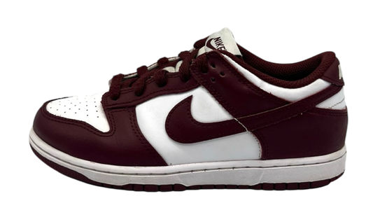 Premium White Red Low-Top Fashion Essential