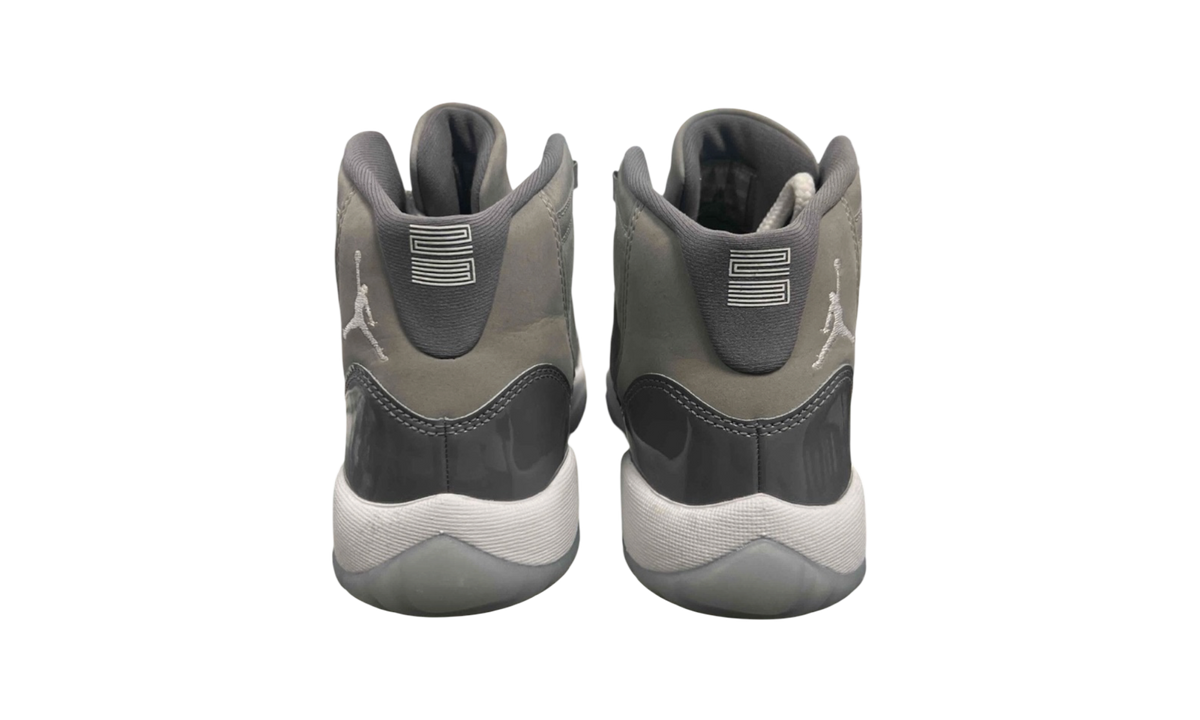 Premium Grey Retro Fashion Essential