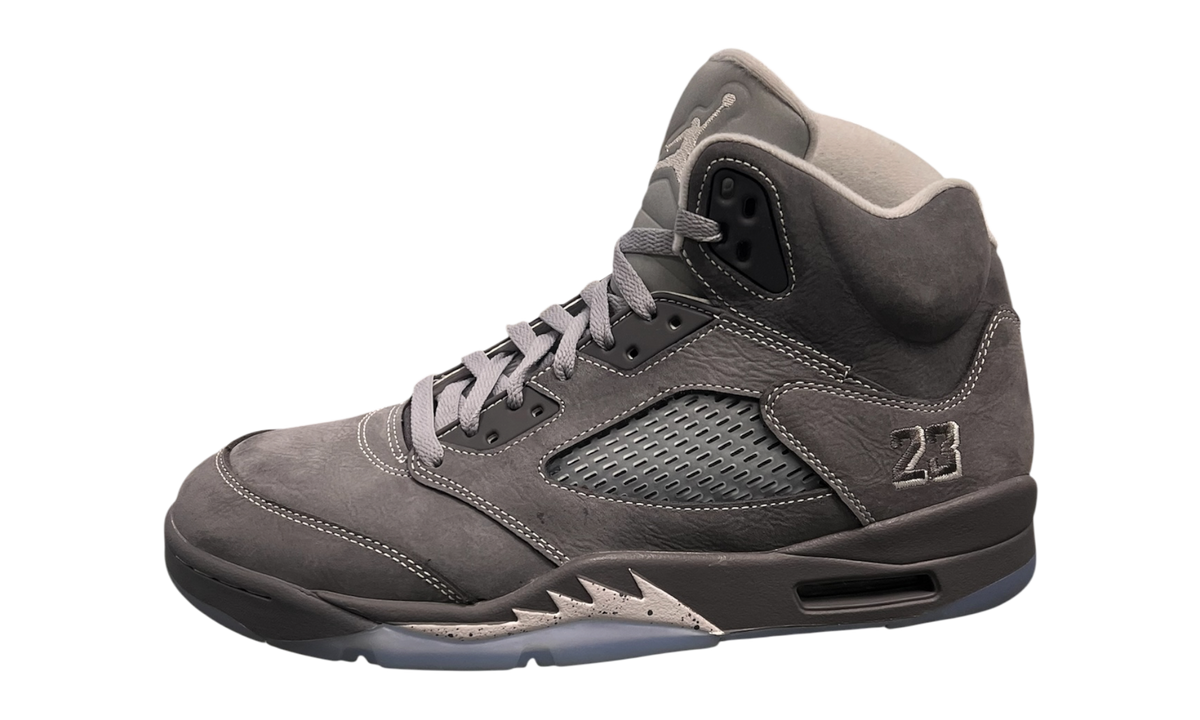 Premium Grey Retro Fashion Essential
