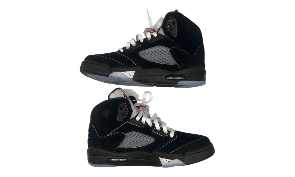 Premium Black Retro Fashion Essential