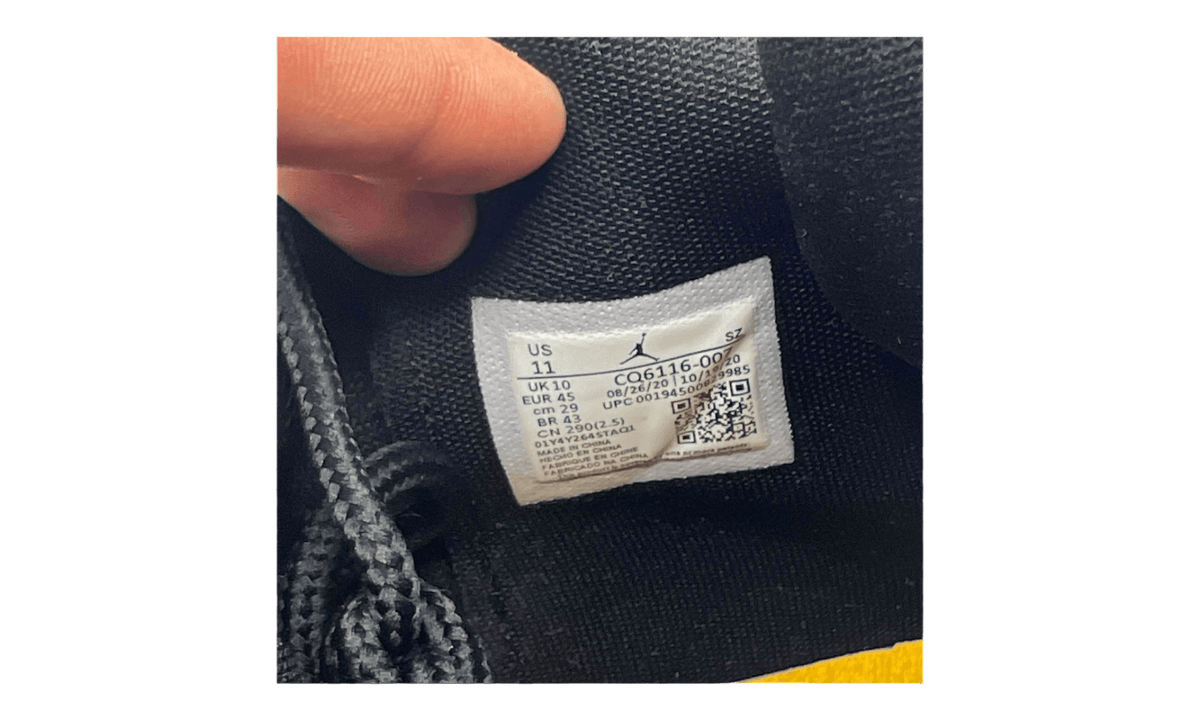 Premium Black Fashion Essential