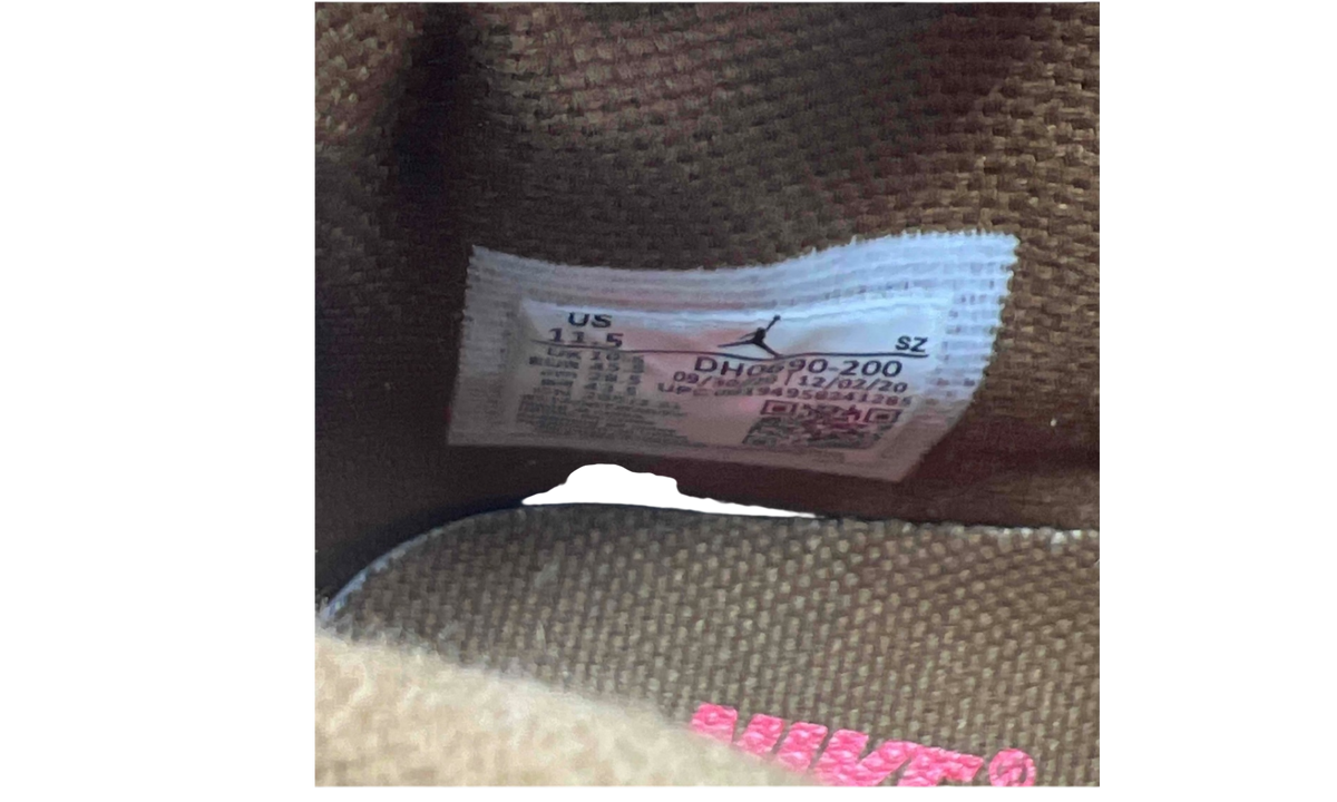 Premium Khaki Retro Fashion Essential