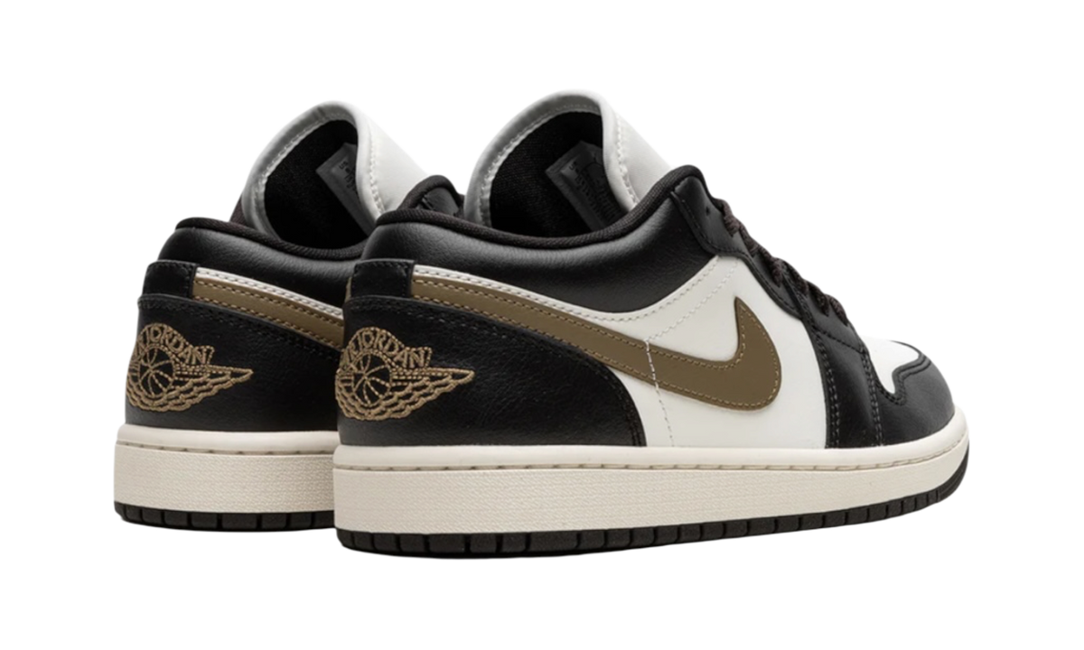 Premium Brown Low-Top Fashion Essential