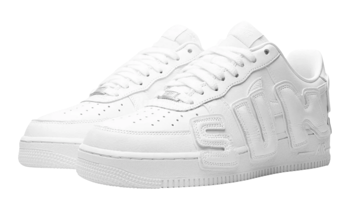 Premium White Low-Top Fashion Essential