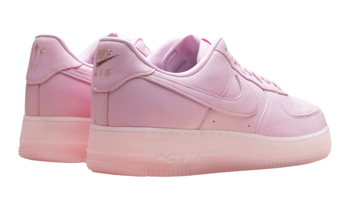 Premium Pink Low-Top Fashion Essential