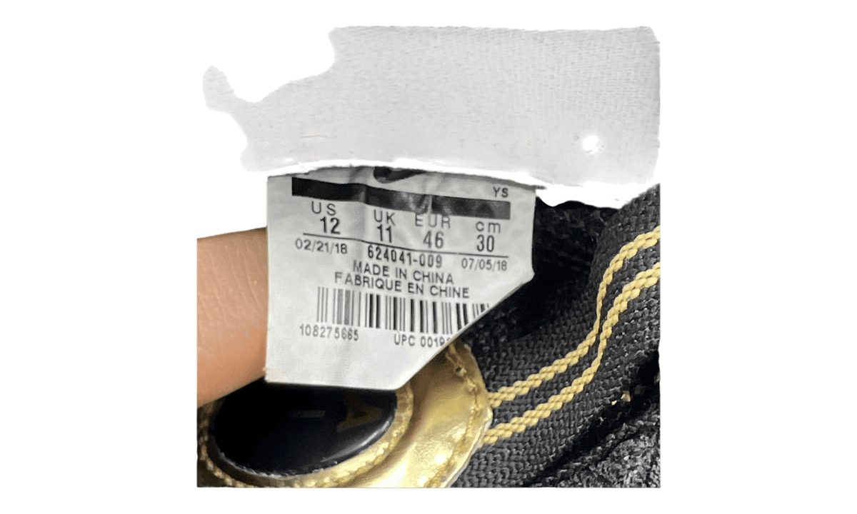Premium Black Gold Fashion Essential