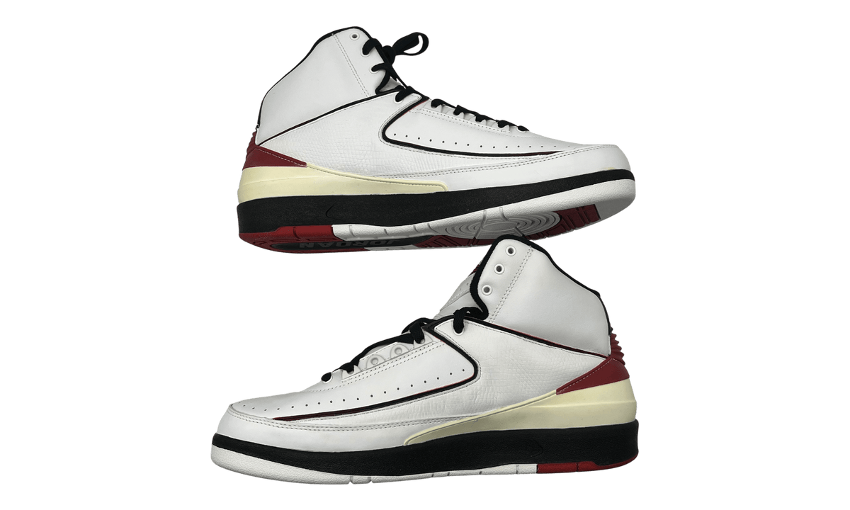Premium White Red Retro Fashion Essential