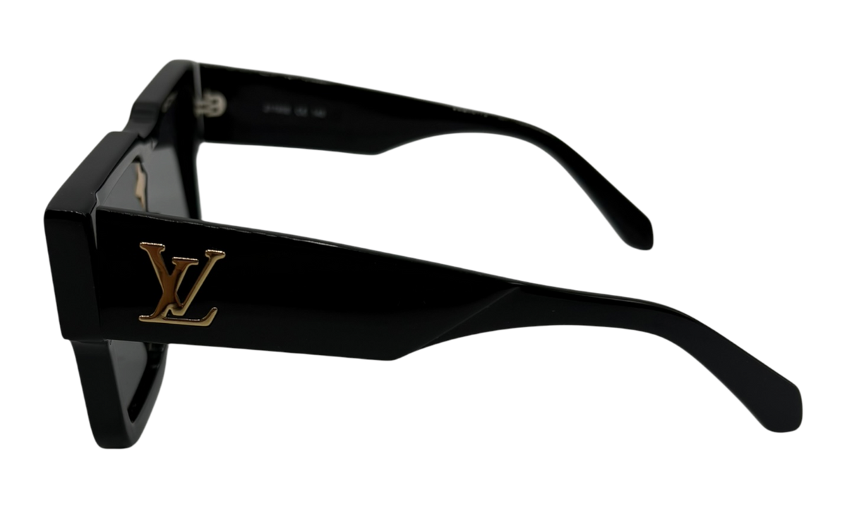 Premium Fashion Essential