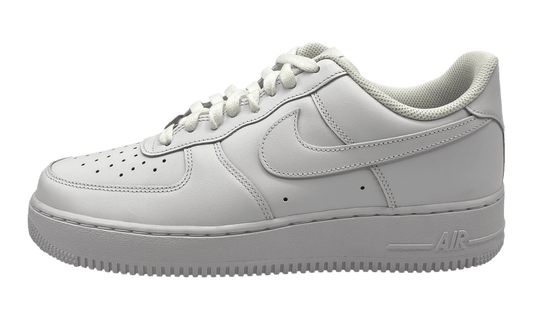 Premium White Low-Top Fashion Essential