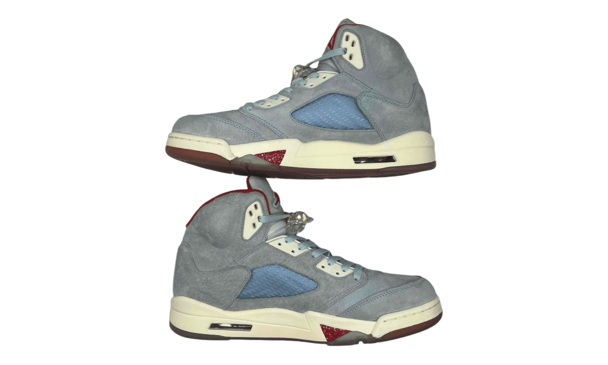 Premium Blue Retro Fashion Essential
