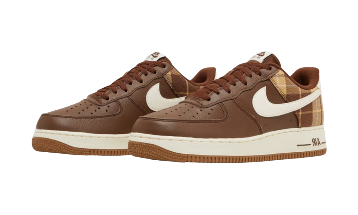 Premium Brown Low-Top Fashion Essential