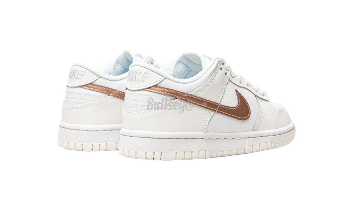 Premium White Pink Low-Top Fashion Essential
