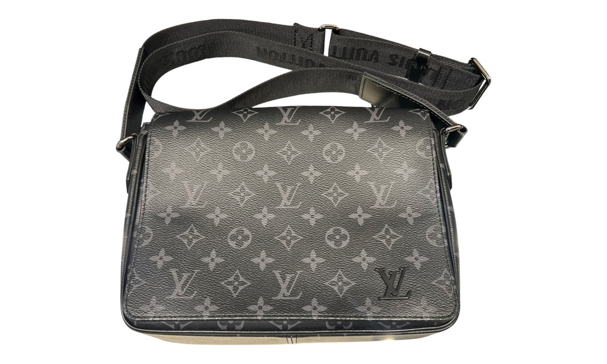 Premium Black Fashion Essential
