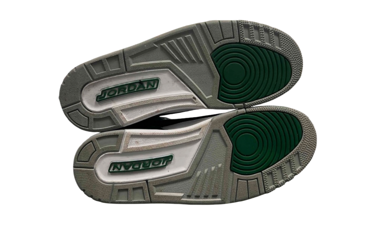 Premium Green Retro Fashion Essential