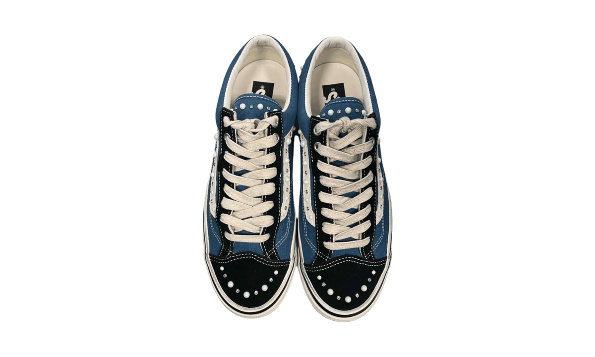 Premium Blue Navy Fashion Essential