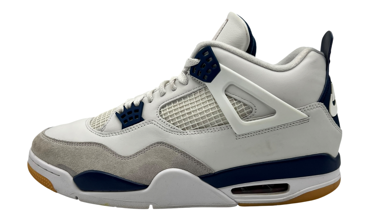 Premium Navy Retro Fashion Essential