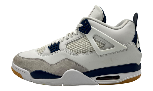 Premium Navy Retro Fashion Essential