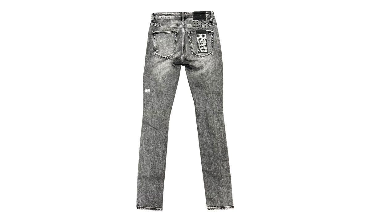 Premium Fashion Essential