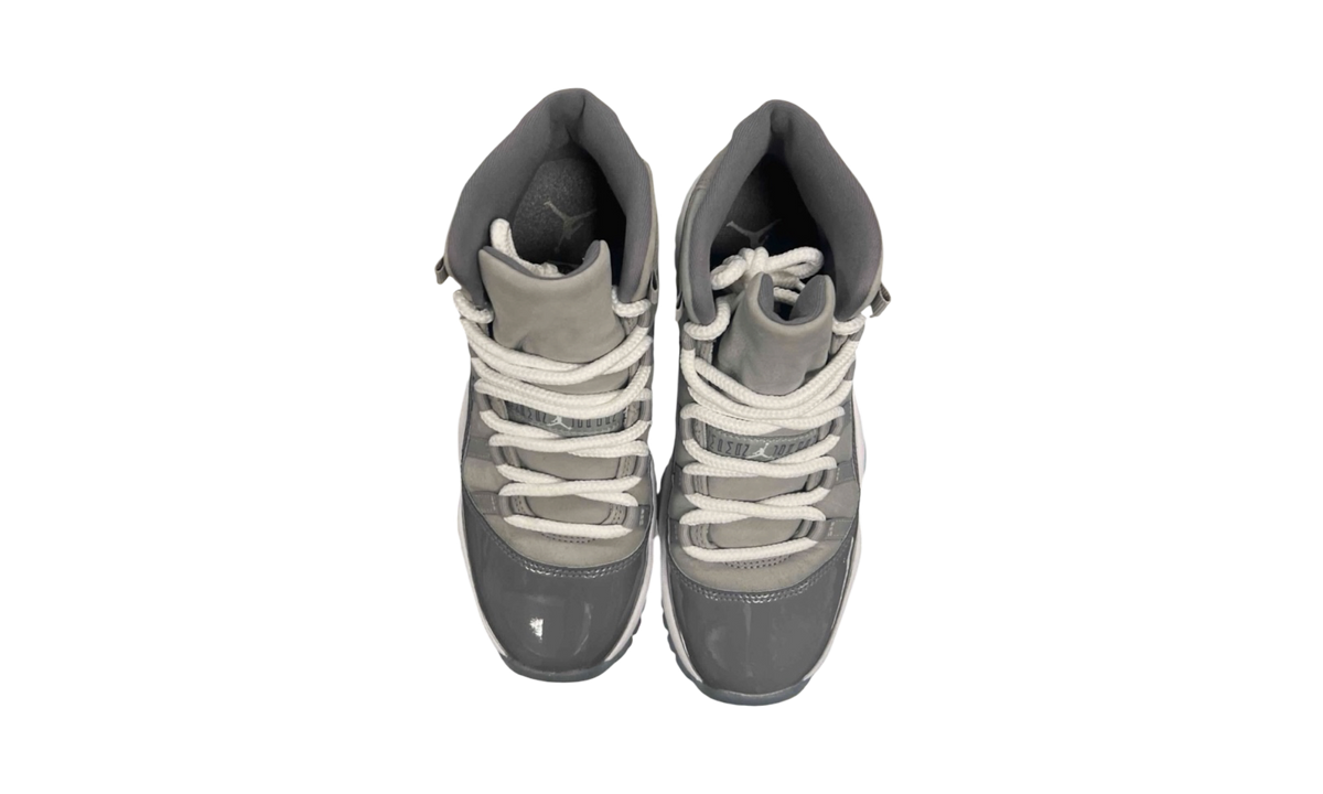 Premium Grey Retro Fashion Essential