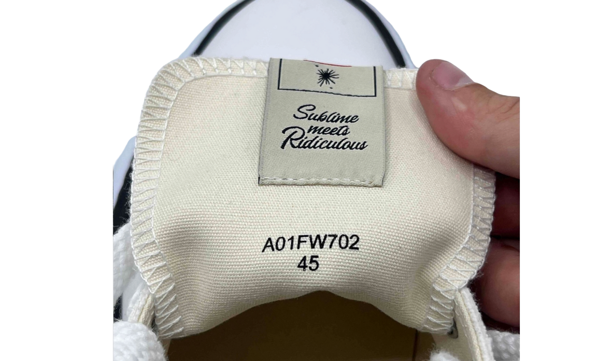 Premium White Low-Top Fashion Essential