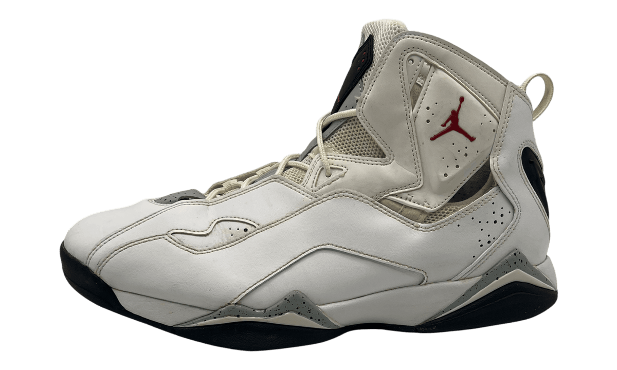 Premium White Fashion Essential