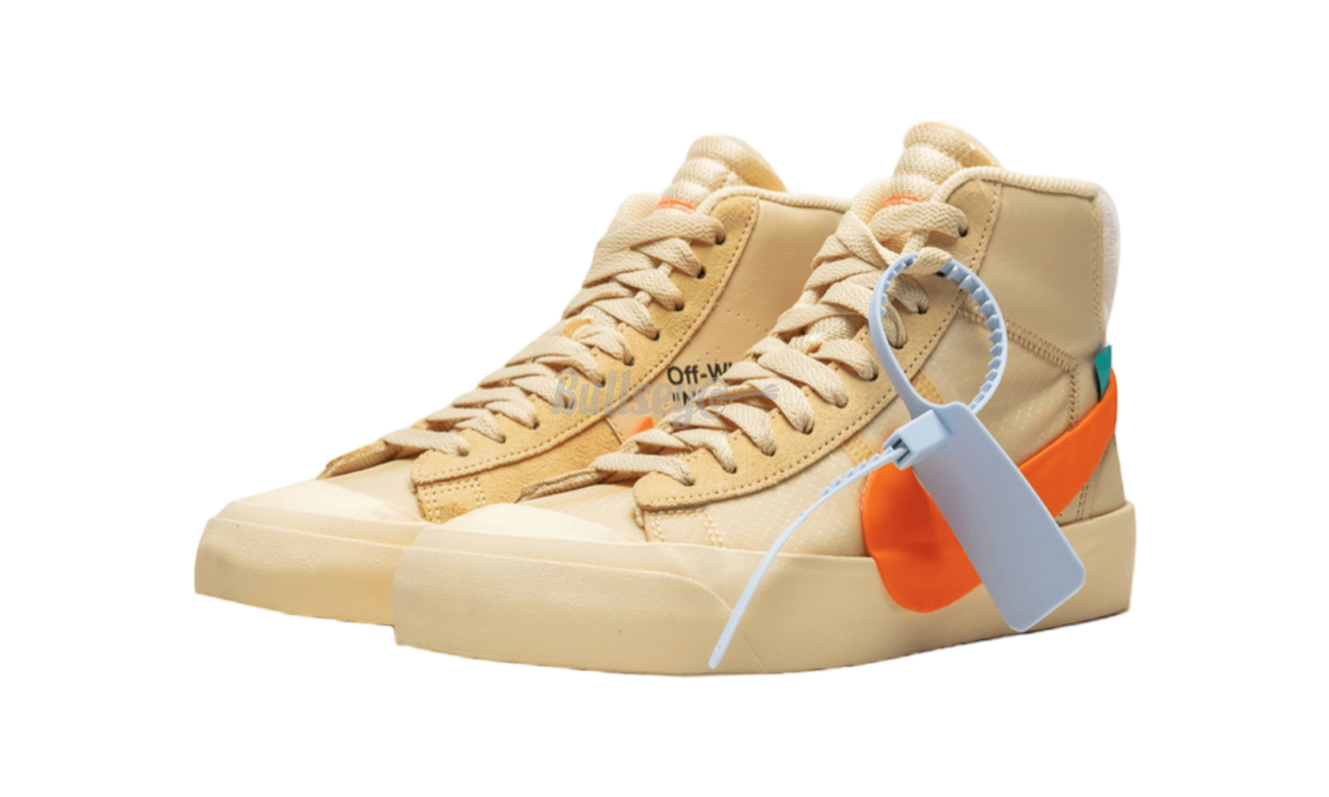 Premium White Low-Top Fashion Essential