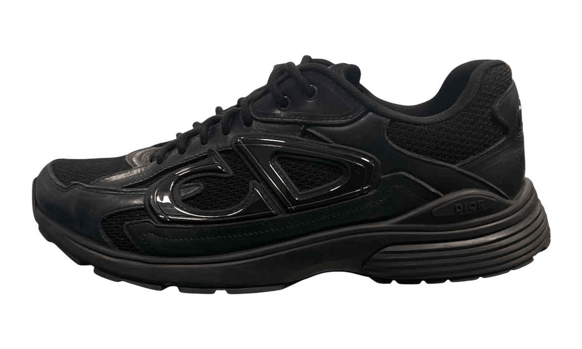 Premium Black Fashion Essential