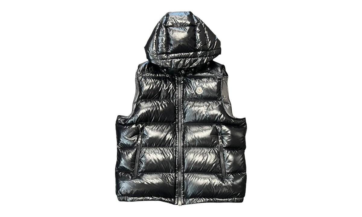 Premium Black Fashion Essential