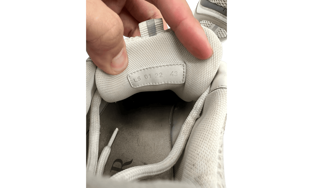 Premium White Cream Silver Fashion Essential