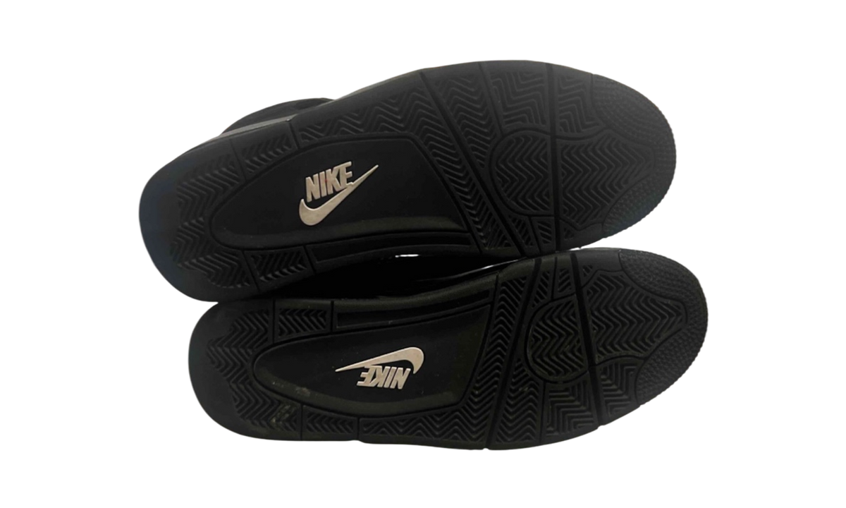 Premium Black Retro Fashion Essential